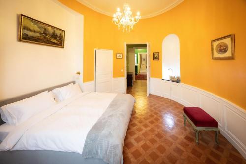 Spacious apartment in the heart of Carcassonne