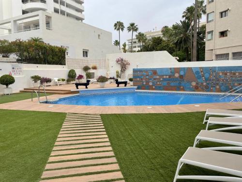 Las Palmas Marbella Infinity Sea View - EaW Homes