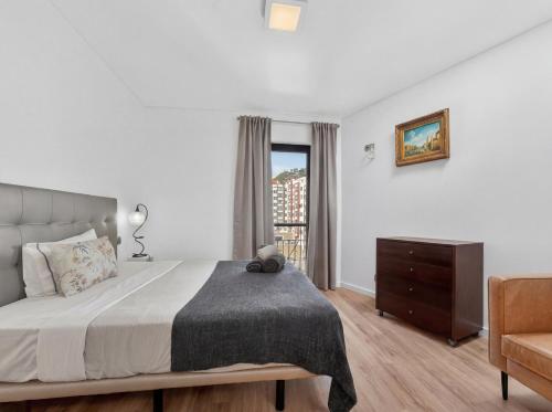 Two Bedroom Apartment with Balcony and Gorgeous view over the Atlantic
