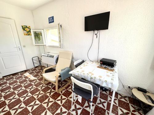 VIEUX NICE VISTA AP4503 by Riviera Holiday Homes