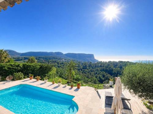 Villa à Cassis avec Piscine et Climatisation - FR-1-770-70