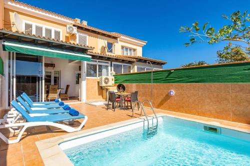 Villa Florencia by Villa Plus