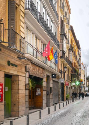 Limehome Madrid Sol photo 78