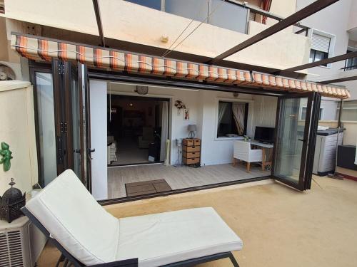 Suite de lujo JUNTO al mar