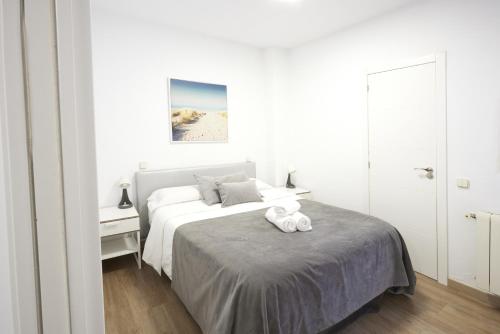 Santa Rosa Madrid 101 by Escape Home
