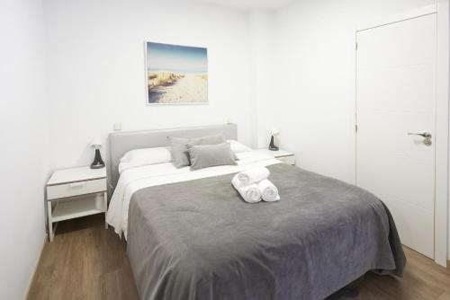 Santa Rosa Madrid 101 by Escape Home