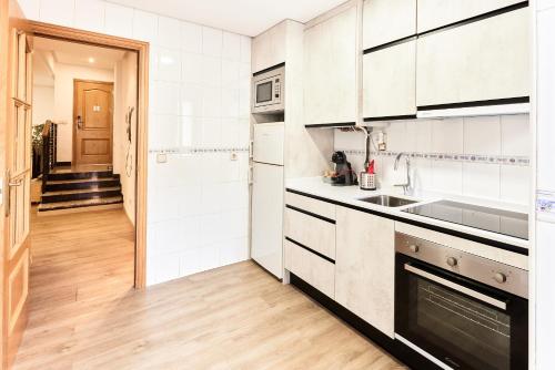 Santa Rosa Madrid 202 by Escape Home