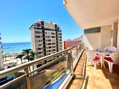 apartamento bonito con 1 dormitorio, piscina, parking y WiFi