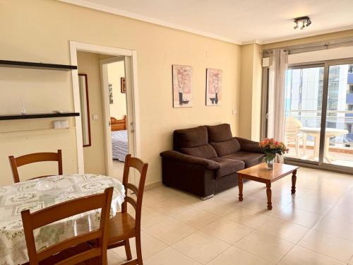 apartamento bonito con 1 dormitorio, piscina, parking y WiFi