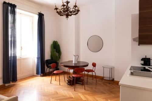 Stylish Apartment walking distance Duomo Mirable PM