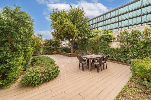 GuestReady - Saldanha Building Garden