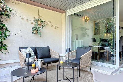 Private Garden Pool & Tennis 15 min walk to Antibes Center