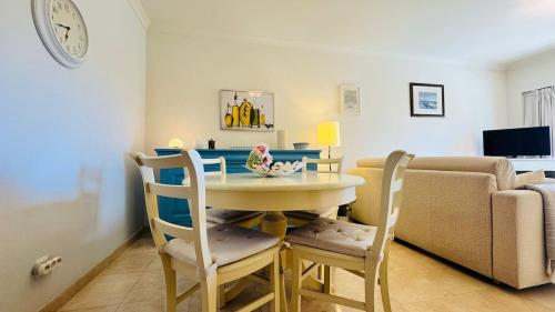Portas da Rocha T1 BY SWEET HOME