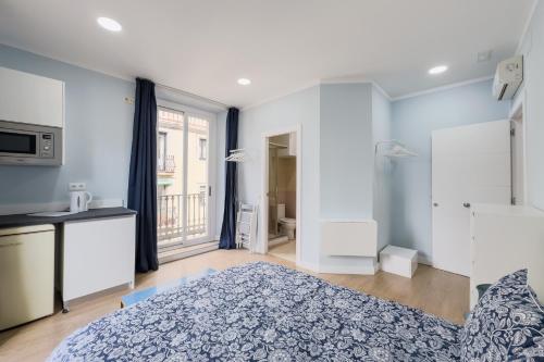 Habitación 4 con baño en el centro