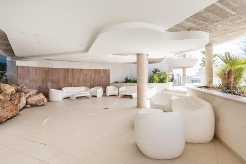 Relaxing Apartment with Terrace & BBQ REMS photo 41