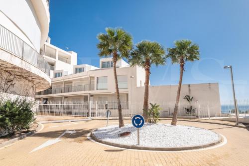 Relaxing Apartment with Terrace & BBQ REMS photo 47
