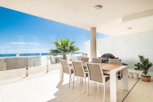 Relaxing Apartment with Terrace & BBQ REMS photo 28