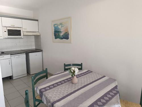 Apartment L'Open-10 by Interhome