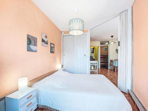 Apartment Floralies I-5 by Interhome