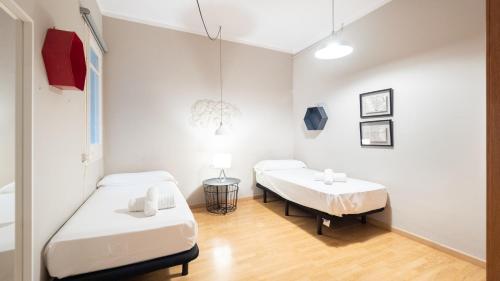 Magnificent 4 bedroom apartment in Eixample