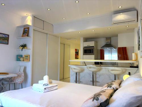Palais Miramar - Suite White Jardin - 20m Plage