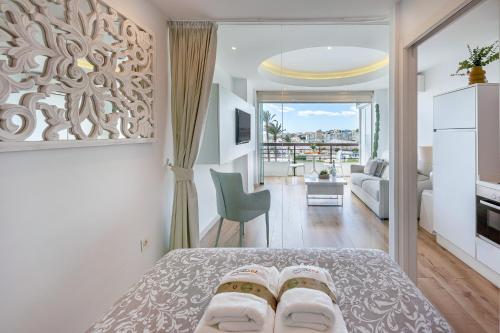 797 HOLIDAY RENTALS - Estudio con vistas frontales al Mar
