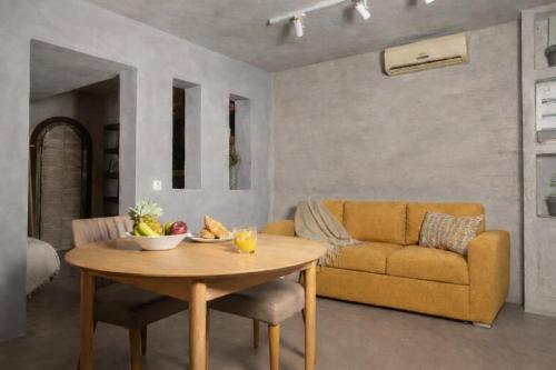 Zante Secret Nest