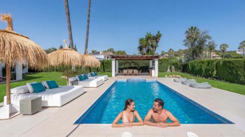 VACATION MARBELLA I Villa Sirio, Golf-Front Villa, Private Heated Pool, BBQ, Privacy, World-Class Dining, 10 min from Puerto Banus