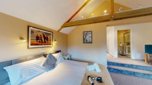 a bedroom with a bed in a room at Town Furze in Oxford