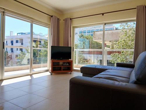 Portas da Rocha T2 BY SWEET HOME