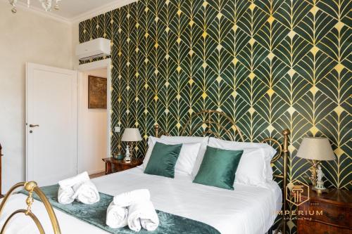 Imperium Penthouse - Private terrace, 2-4 pax, 2 minutes to metro, A-C