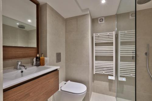 UrbanFlat 139 - Beautiful large Flat in Paris Saint-Germain