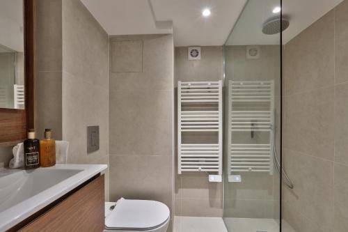 UrbanFlat 139 - Beautiful large Flat in Paris Saint-Germain