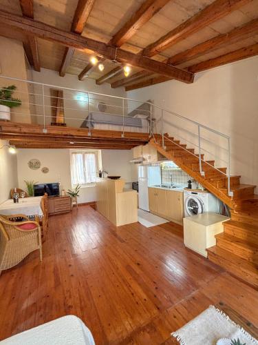 Mary's Bright Apartment · Corfu Old Town