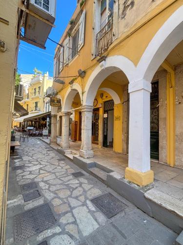 Mary's Bright Apartment · Corfu Old Town