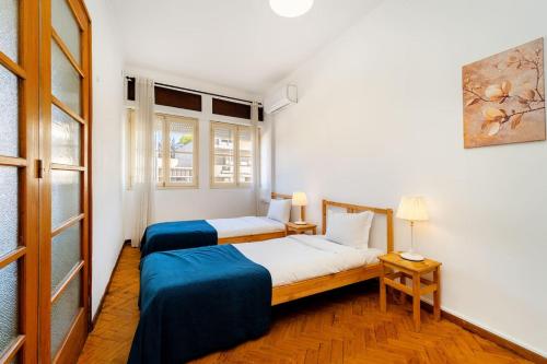 Sunny apartment in Central Loule