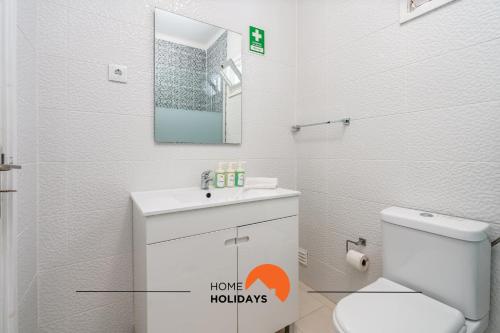 #162 Sumertime Flat by Home Holidays