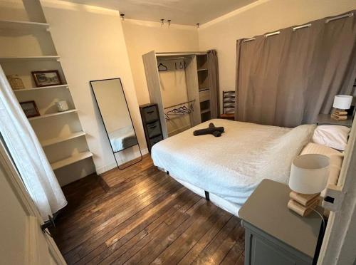 Grand Appartement parisien T2 - Montmartre