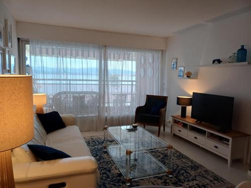 Appartement magnifique vue mer dans triangle d'or