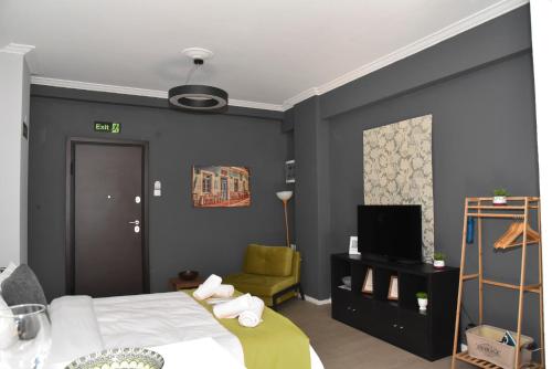 Aiolou 68str rooms & apartments