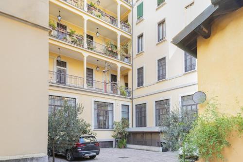 Easylife - Milan - Maggi 6 - Arco della Pace