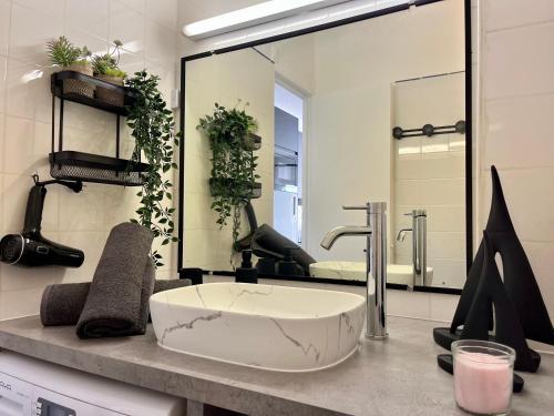 Studio Tennis clim wifi terrasse au Cap d'Agde