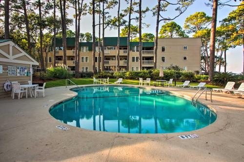 Beachfront Getaway! Hilton Head Resort Condo photo 5