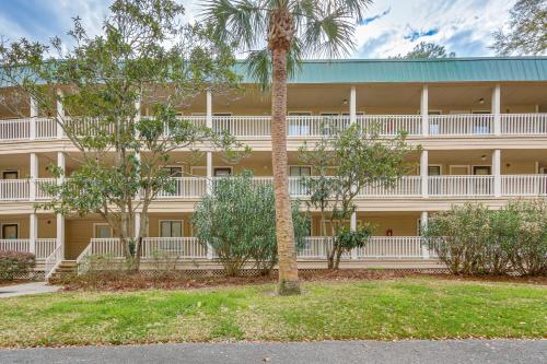 Beachfront Getaway! Hilton Head Resort Condo photo 8