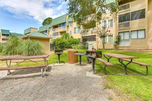 Beachfront Getaway! Hilton Head Resort Condo photo 25