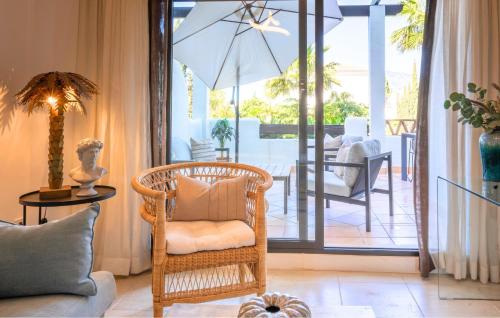 Sunny 2-Bedroom Apartment Pool & Terrace Estepona