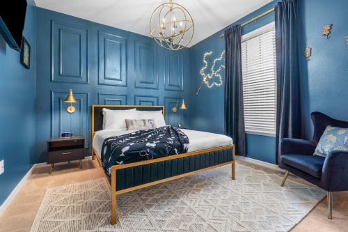 Disney Retreat w Pool, Arcade Themed Rooms photo 7