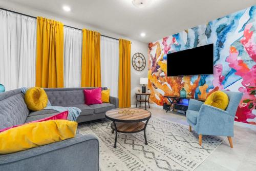 Disney Retreat w Pool, Arcade Themed Rooms photo 11