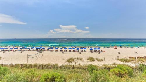 Beachfront Studio #709 at Majestic photo 49