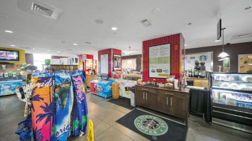 Beachfront Studio #709 at Majestic photo 55